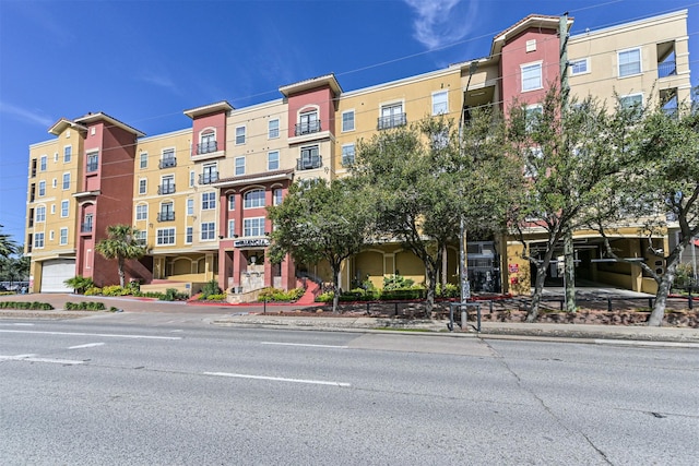 1711 Old Spanish Trl Unit 330, Houston, TX 77054 - view of building exterior