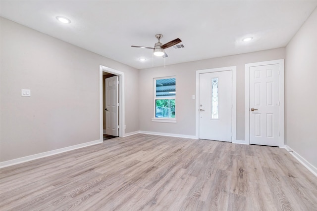 5858 Beldart St, Houston, TX 77033 - entrance foyer with light wood finished floors, ceiling fan, baseboards, and recessed lighting