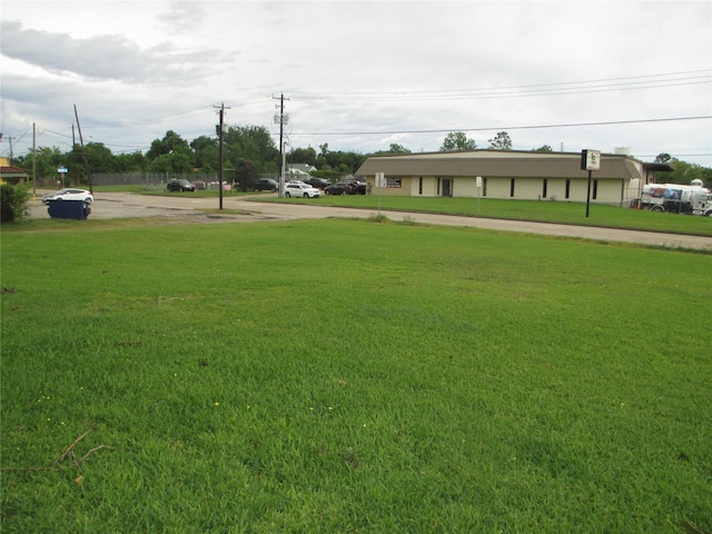 1008 W Main St, Baytown, TX 77520