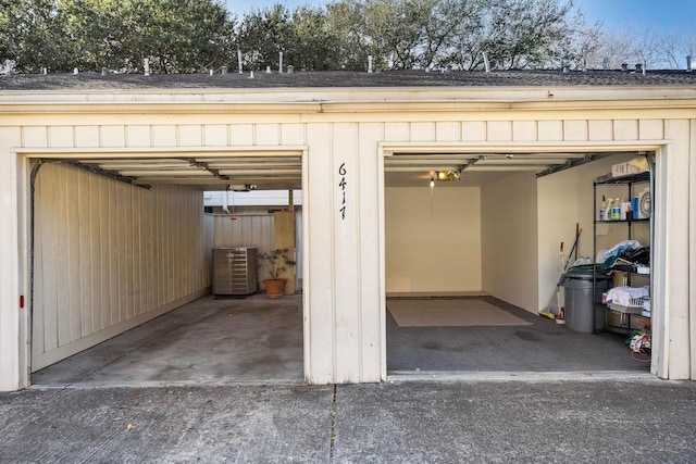 6417 Olympia Dr Unit 144, Houston, TX 77057 - garage with cooling unit