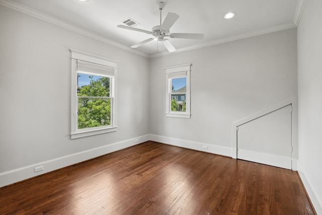 1409 Tulane St, Houston, TX 77008 - unfurnished room featuring hardwood / wood-style floors, baseboards, ornamental molding, recessed lighting, and a ceiling fan