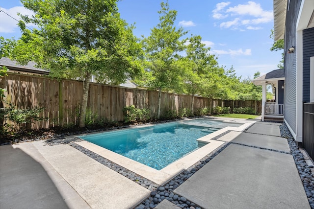 1409 Tulane St, Houston, TX 77008 - view of pool with a patio and a fenced backyard