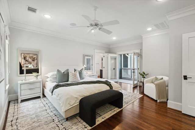 1409 Tulane St, Houston, TX 77008 - bedroom with wood finished floors, baseboards, recessed lighting, crown molding, and ceiling fan