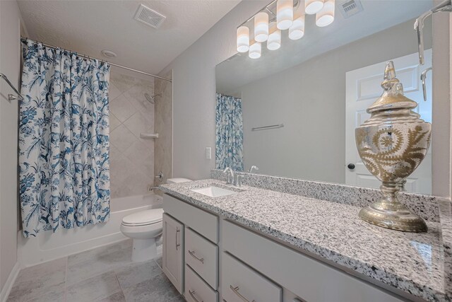 2923 Laurel Mill Way, Houston, TX 77080 - full bathroom with toilet, vanity, and shower / bathtub combination with curtain