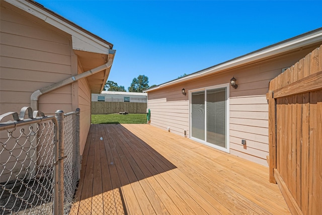 115 N 12th St, Highlands, TX 77562 - view of wooden terrace