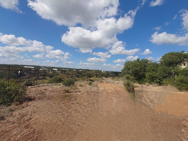 1102 Cliffview Dr, Spicewood, TX 78669