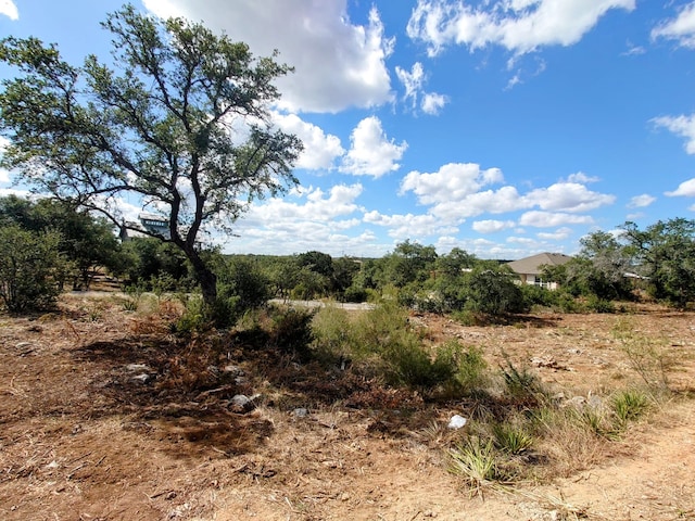 1102 Cliffview Dr, Spicewood, TX 78669