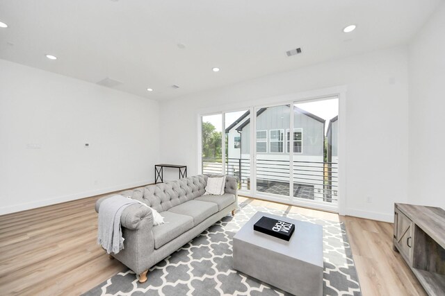 2418 Harrington St, Houston, TX 77026