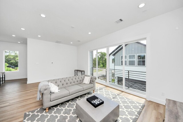 2418 Harrington St, Houston, TX 77026