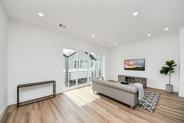 2418 Harrington St, Houston, TX 77026