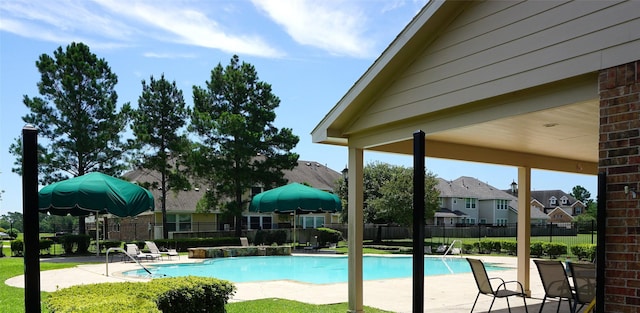1608 Grable Cove Ln, Spring, TX 77379 - community pool featuring a patio and a residential view