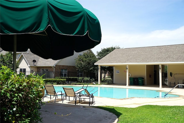 1608 Grable Cove Ln, Spring, TX 77379 - community pool with a patio