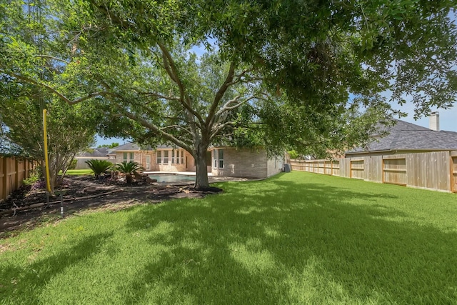 2703 Kestrel Trace Ln, Katy, TX 77494 - view of yard