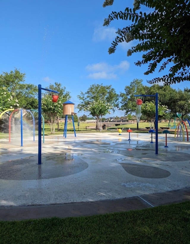 2131 Cranbrook Ridge Ln, Sugar Land, TX 77479 - view of sport court