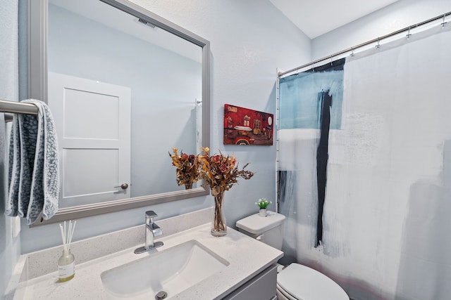 14027 Valley Creek Ct, Conroe, TX 77384 - bathroom with vanity, toilet, and a shower with curtain