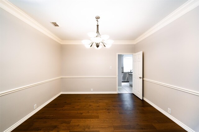 8907 Opus Ct, Houston, TX 77040 - spare room featuring a chandelier, crown molding, wood finished floors, and baseboards