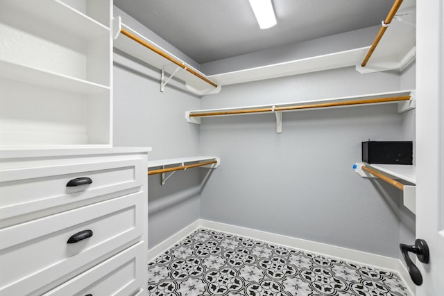 12336 Pebble View Dr, Conroe, TX 77304 - view of walk in closet