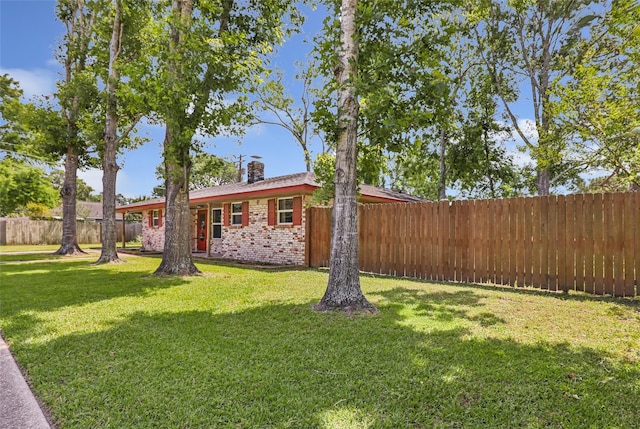 2198 N Winfree St, Dayton, TX 77535 - view of yard