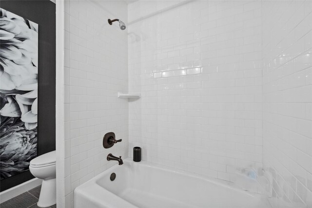 5859 Doliver Dr Unit 14, Houston, TX 77057 - full bathroom with toilet and  shower combination