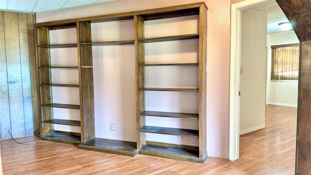 430 Hooks Rd, Livingston, TX 77351 - view of closet