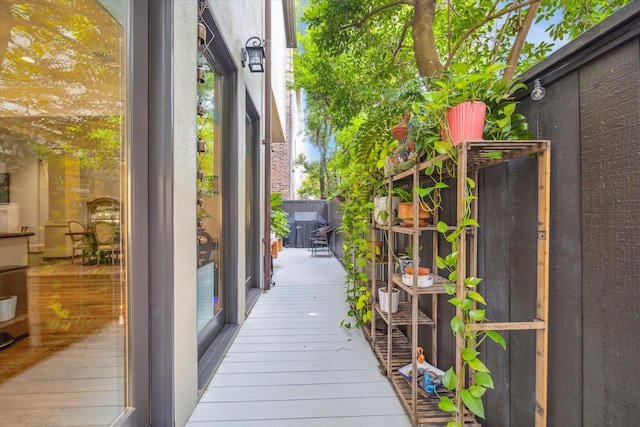 1647 Bissonnet St, Houston, TX 77005 - view of wooden terrace