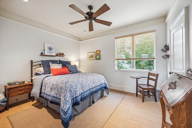 1647 Bissonnet St, Houston, TX 77005 - bedroom featuring baseboards and a ceiling fan
