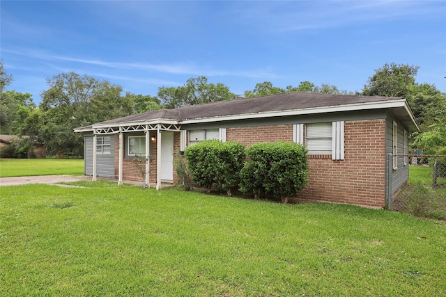 9270 Mclean St, Beaumont, TX 77707 - view of front of property featuring brick siding