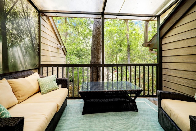 322 Sugarberry Cir, Houston, TX 77024 - sunroom with outdoor lounge area