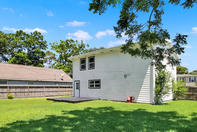 1101 2nd Ave N, Texas City, TX 77590 - back of house featuring a patio area
