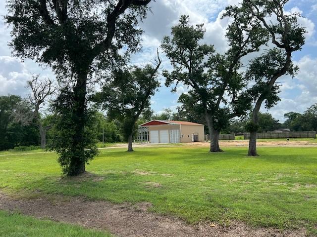 6018 County Road 802, Brazoria, TX 77422