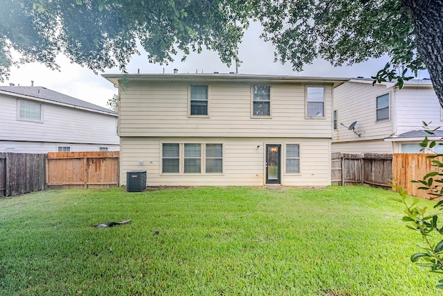 21106 Scenic Bluff Ln, Humble, TX 77338 - back of property featuring central AC unit