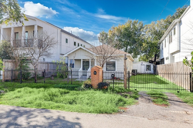 1507 Laird St, Houston, TX 77008 - view of front of home featuring central air condition unit