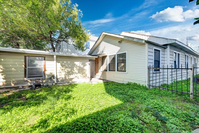 1507 Laird St, Houston, TX 77008 - view of rear view of property