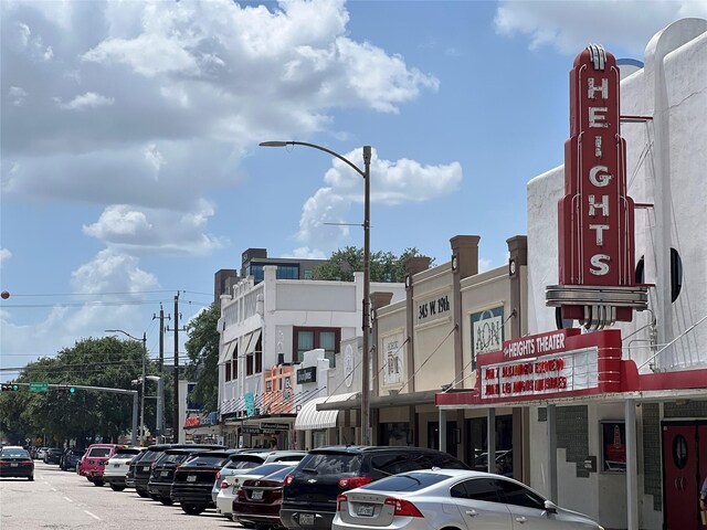 2505 Brinkman St, Houston, TX 77008 - view of building exterior featuring uncovered parking