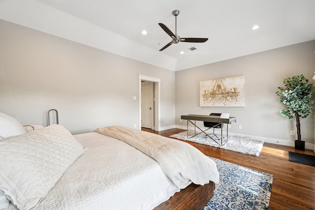 728 Allston St, Houston, TX 77007 - bedroom featuring wood finished floors, baseboards, recessed lighting, and a ceiling fan