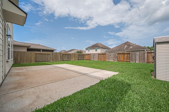 810 Dracena Ct, Richmond, TX 77406 - view of yard with a patio area