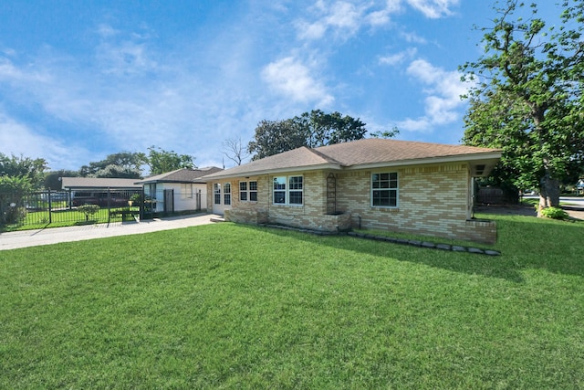 149 E Riverwood Dr, Houston, TX 77076 - single story home with concrete driveway