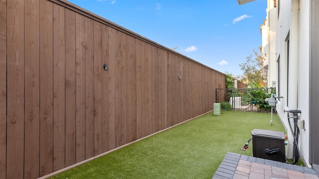 5215 Feagan St Unit A, Houston, TX 77007 - view of yard