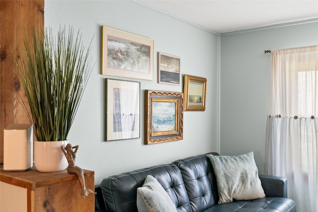 334 Bay Ave, Surfside Beach, TX 77541 - view of living area