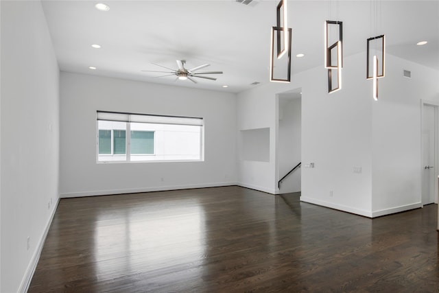 1155 W 18th St, Houston, TX 77008 - spare room featuring a ceiling fan, dark wood-type flooring, baseboards, and recessed lighting