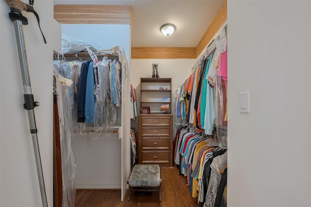 12214 Francel Ln, Cypress, TX 77429 - walk in closet featuring wood finished floors