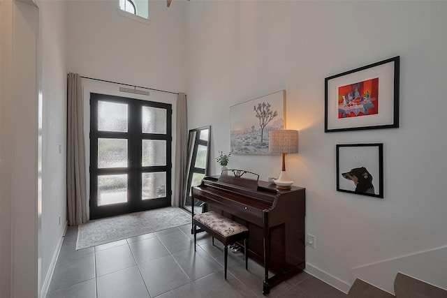 29118 Sage Trace Ct, Fulshear, TX 77441 - tiled foyer with a high ceiling and baseboards