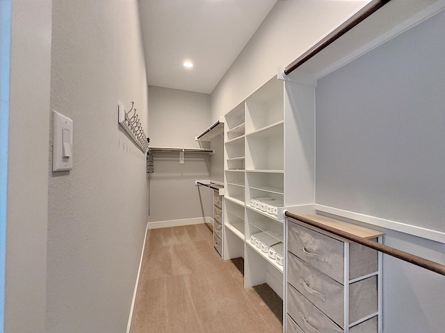 418 Yale Oaks Ln, Houston, TX 77091 - walk in closet featuring light colored carpet