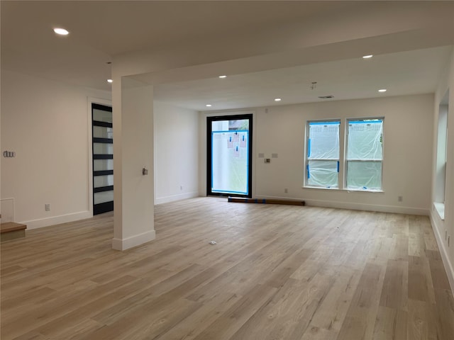 5005 Chestnut St, Bellaire, TX 77401 - unfurnished room featuring light wood finished floors, recessed lighting, and baseboards