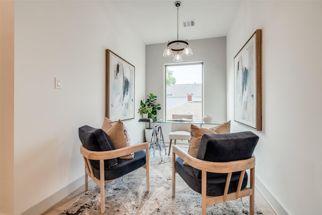 1724 Ridgewood St, Houston, TX 77006 - sitting room with baseboards and light wood-type flooring