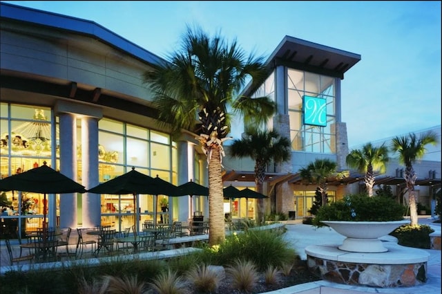 10918 Brookeshire Chase Ln, Houston, TX 77043 - view of building exterior