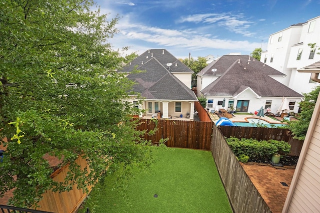 6110 Clyde St, Houston, TX 77007 - view of yard with a residential view