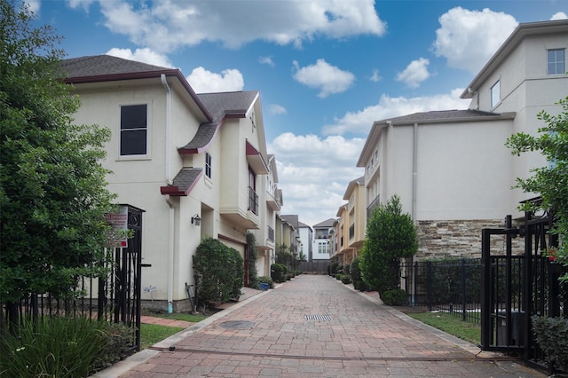 2804 Sherwin St, Houston, TX 77007 - view of decorative road with a residential view