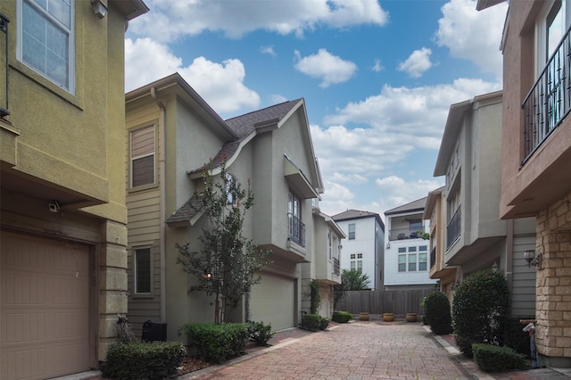 2804 Sherwin St, Houston, TX 77007 - view of road featuring a residential view