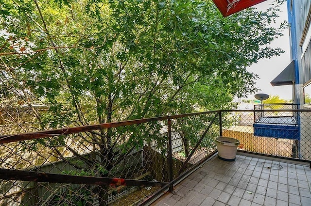 6935 Yellowstone Way Dr, Houston, TX 77054 - view of balcony